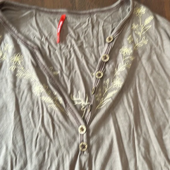 Stunning never worn Alp n Rock long sleeve Henley shirt embroidered - Picture 4 of 6